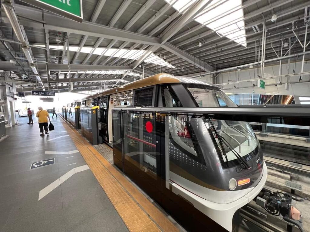 90%人可能都没坐过的曼谷金色轻轨线,可抵达Icon Siam插图2 90%人可能都没坐过的曼谷金色轻轨线,可抵达Icon Siam插图2