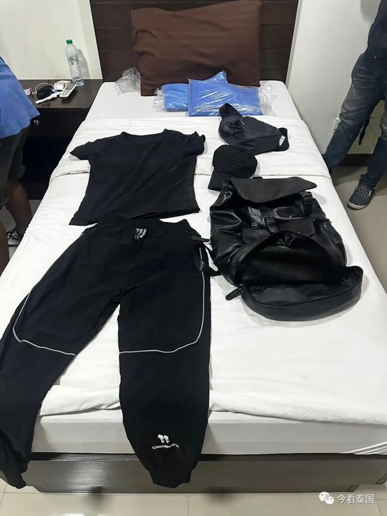 6名中国人在泰国曼谷持枪入室抢劫同胞后,其成员于周三被捕插图2 6名中国人在泰国曼谷持枪入室抢劫同胞后,其成员于周三被捕插图2